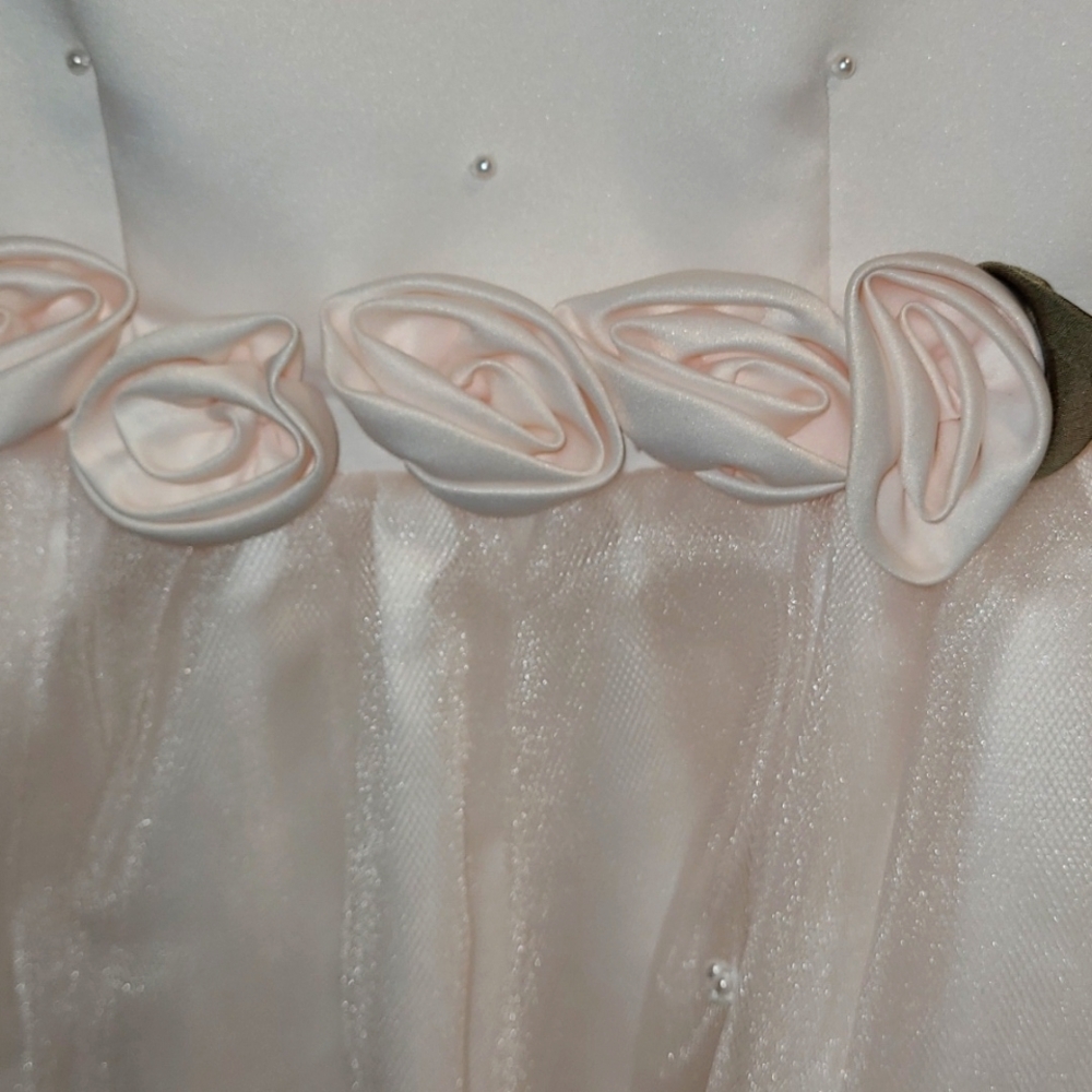 Girl's Dress - Picture 12 of 12